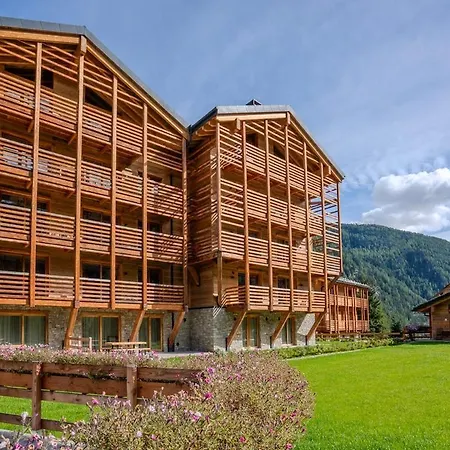 Luxury Monterosa 公寓