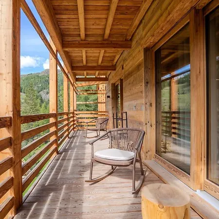 Luxury Monterosa 公寓